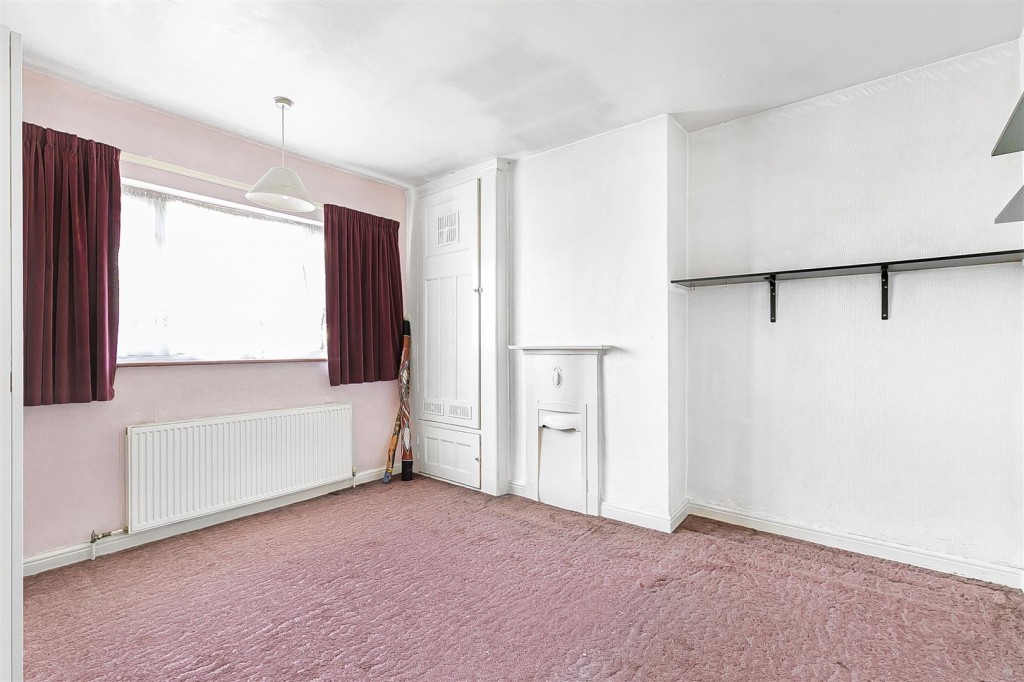 Gantshill Crescent, Ilford, Essex, IG2