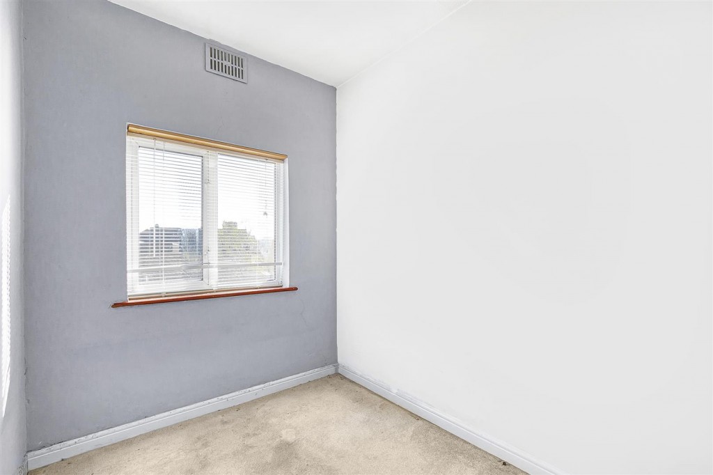 Gantshill Crescent, Ilford, Essex, IG2