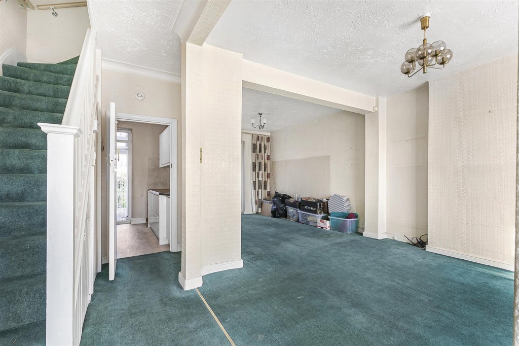 Gantshill Crescent, Ilford, Essex, IG2