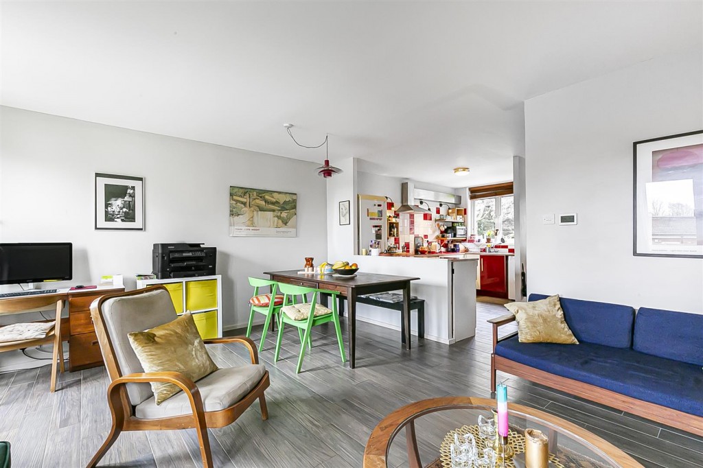 Upper Walthamstow Road, Walthamstow, London, E17
