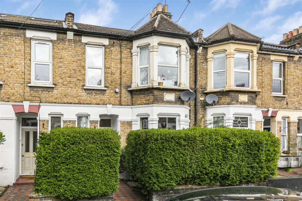 Twickenham Road, Leytonstone, London, E11
