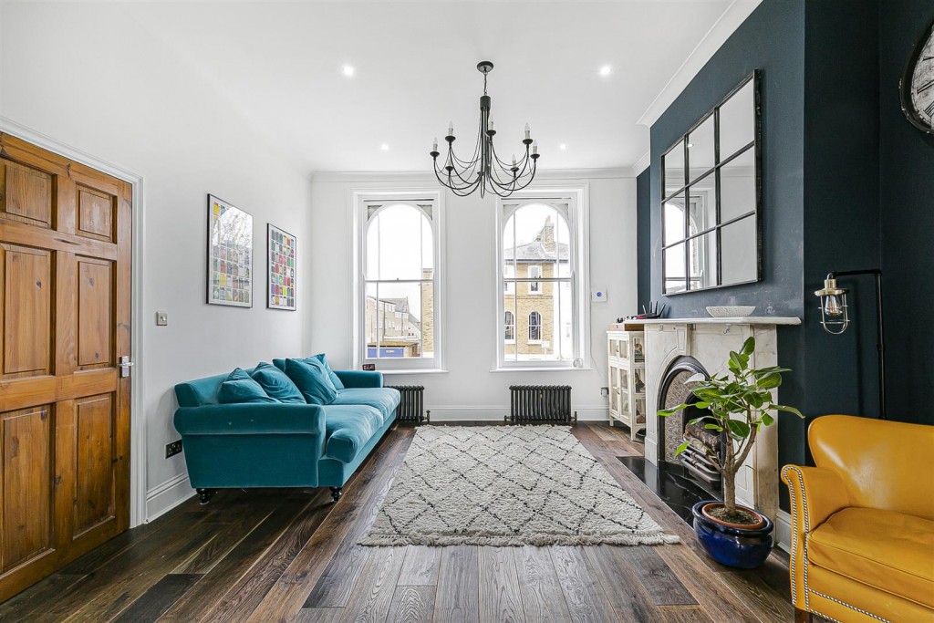 East Avenue, Walthamstow, London, E17