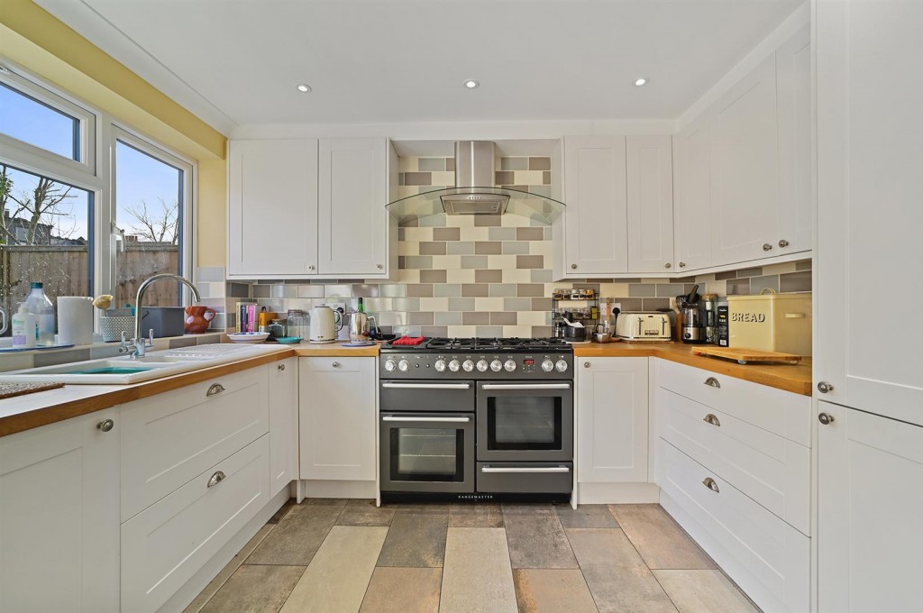 Cromwell Road, Walthamstow, London, E17