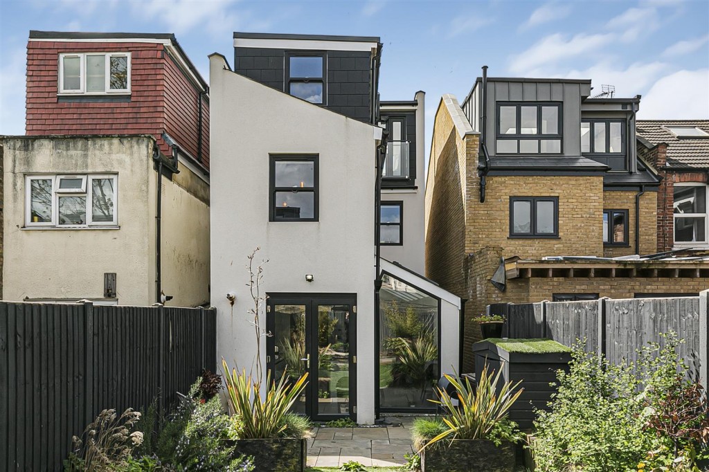 Lindley Road, Leyton, London, E10