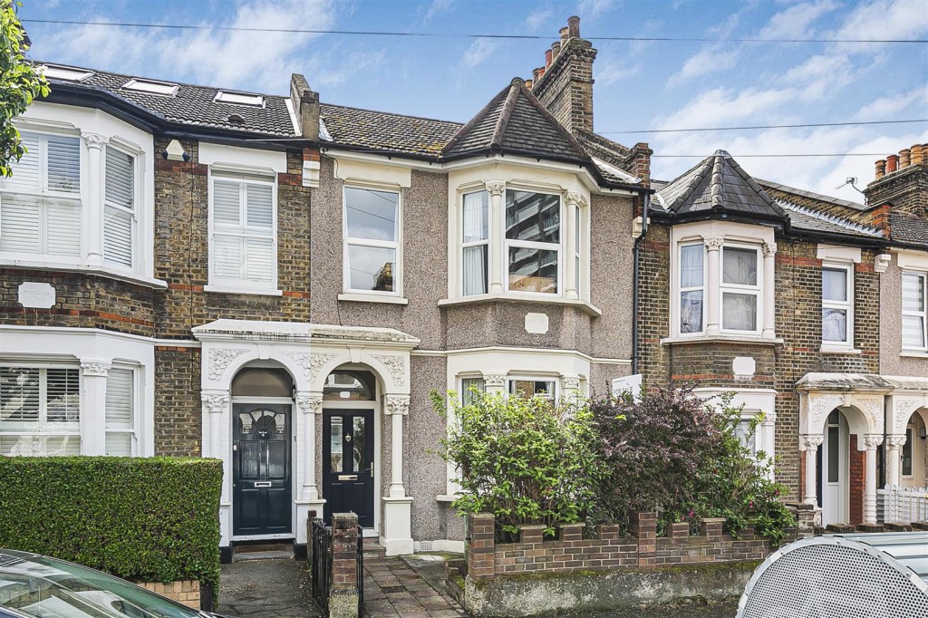 Priory Avenue, Walthamstow, London, E17