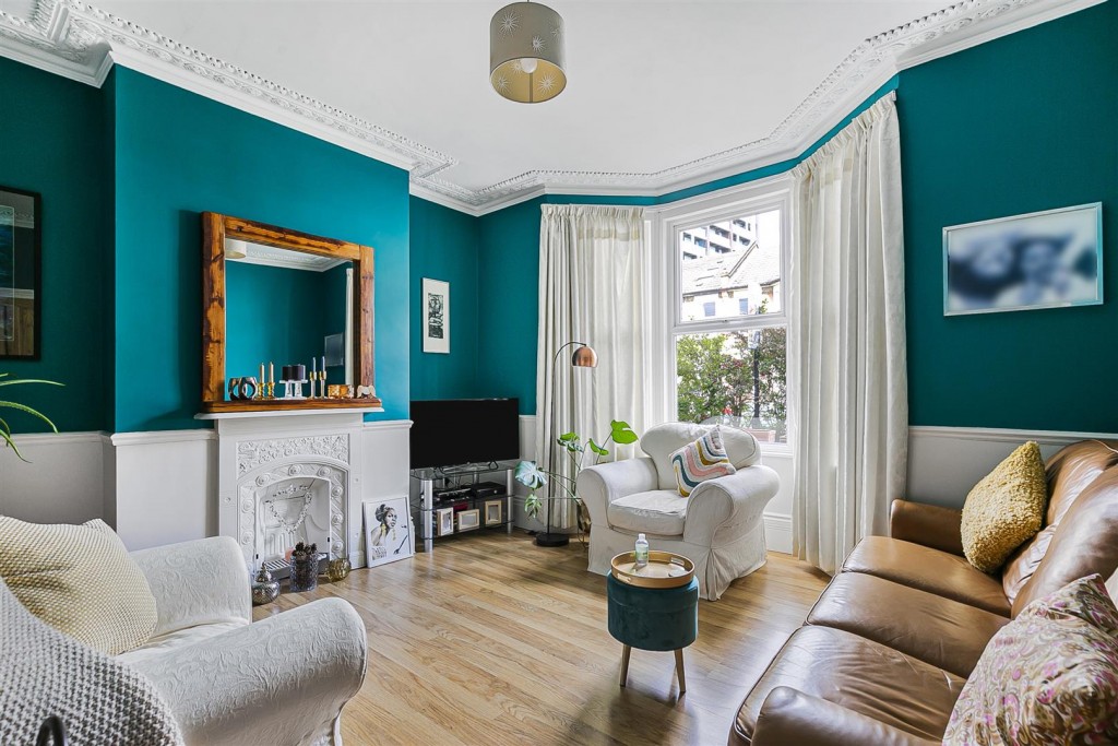 Priory Avenue, Walthamstow, London, E17