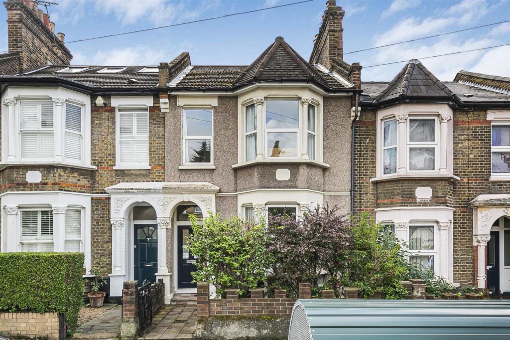 Priory Avenue, Walthamstow, London, E17