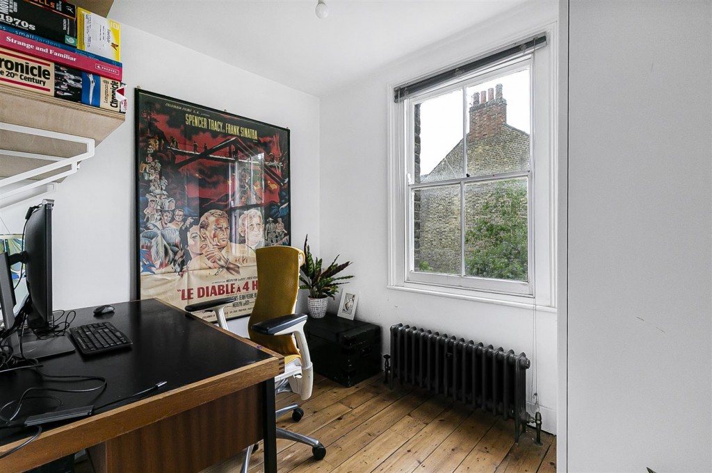 Barrett Road, Walthamstow, London, E17