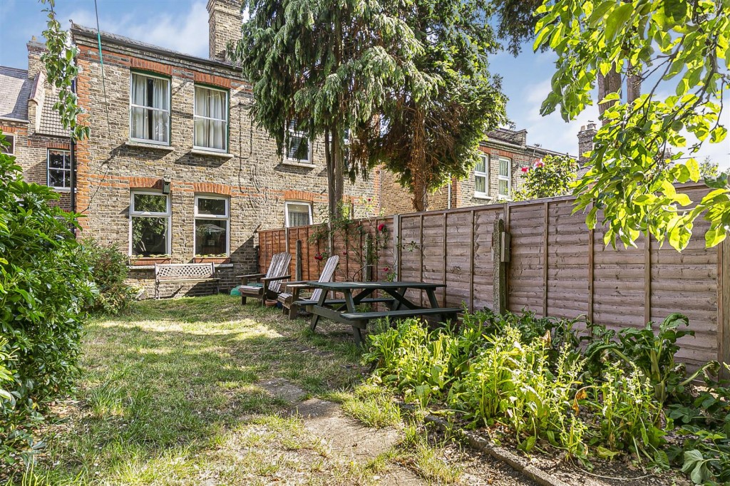 Theydon Street, Walthamstow, London, E17