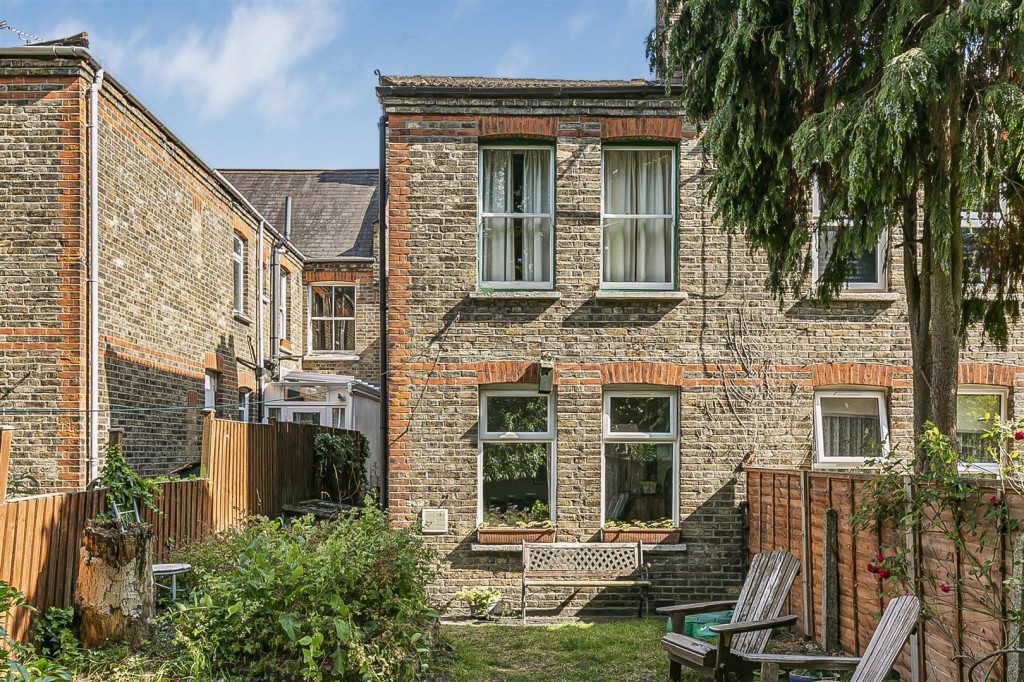 Theydon Street, Walthamstow, London, E17
