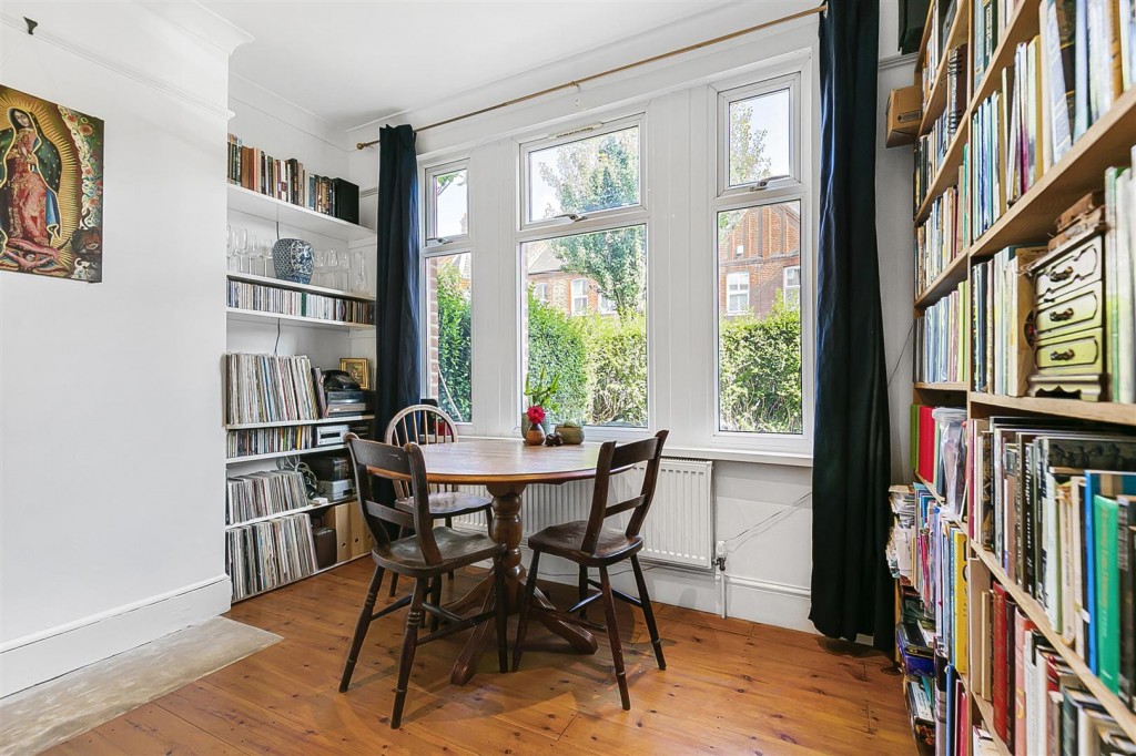 Theydon Street, Walthamstow, London, E17