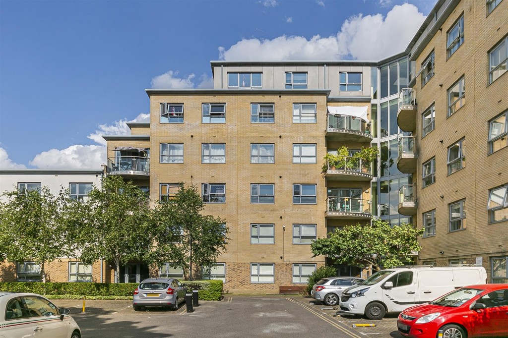 Thomas Jacomb Place, Walthamstow, London, E17