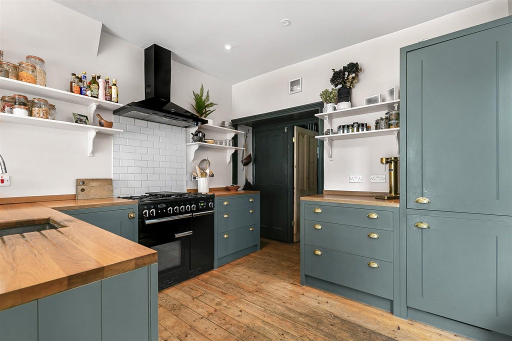Richmond Road, Leytonstone, London, E11