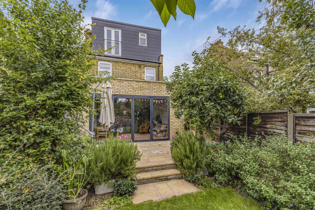 Grove Road, Walthamstow, London, E17