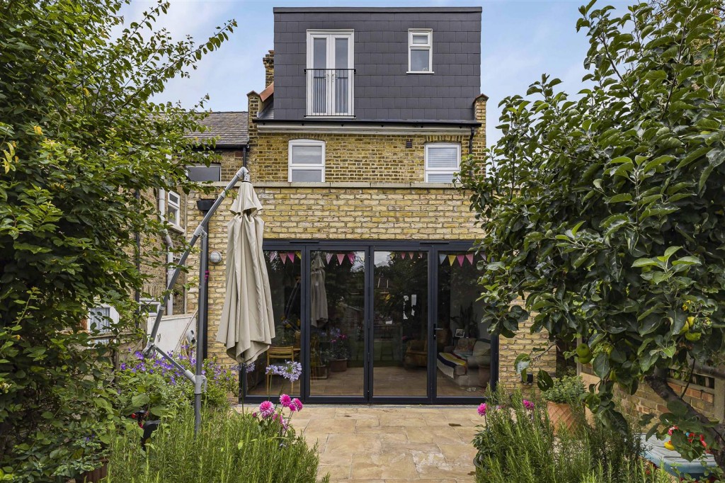 Grove Road, Walthamstow, London, E17