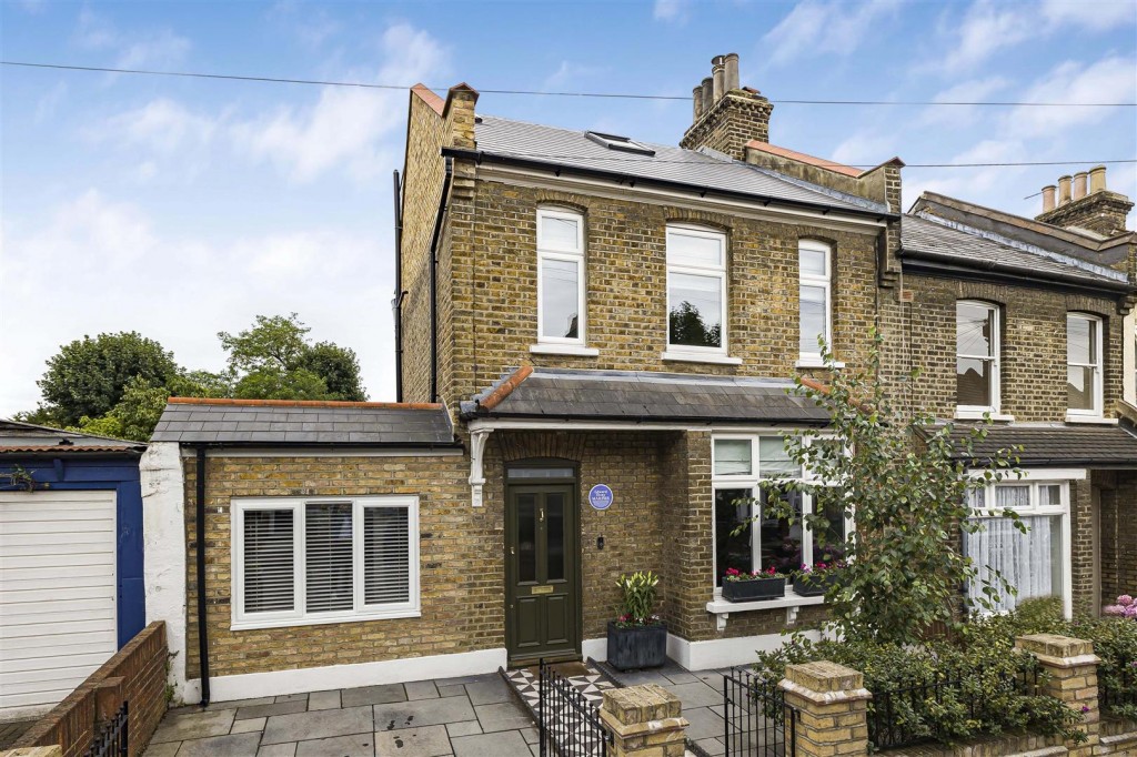 Grove Road, Walthamstow, London, E17