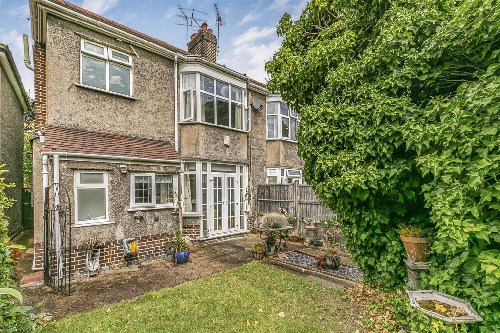 The Lindens, Prospect Hill, Walthamstow, London, E17