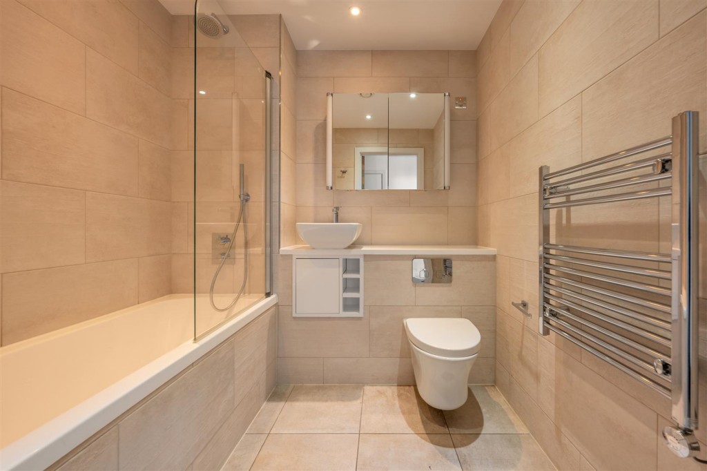 Gateway Apartments, Station Approach, Hoe Street, Walthamstow, London, E17
