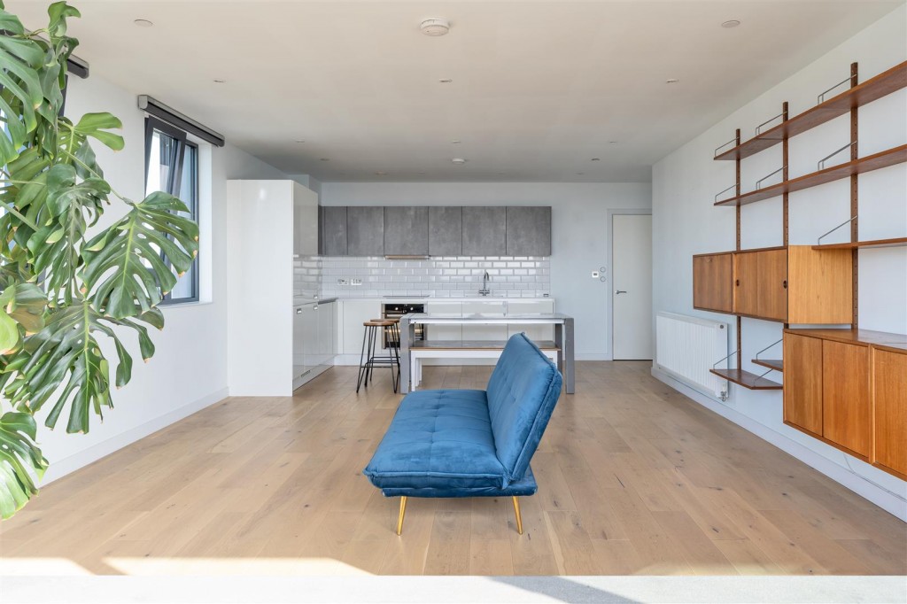 Gateway Apartments, Station Approach, Hoe Street, Walthamstow, London, E17