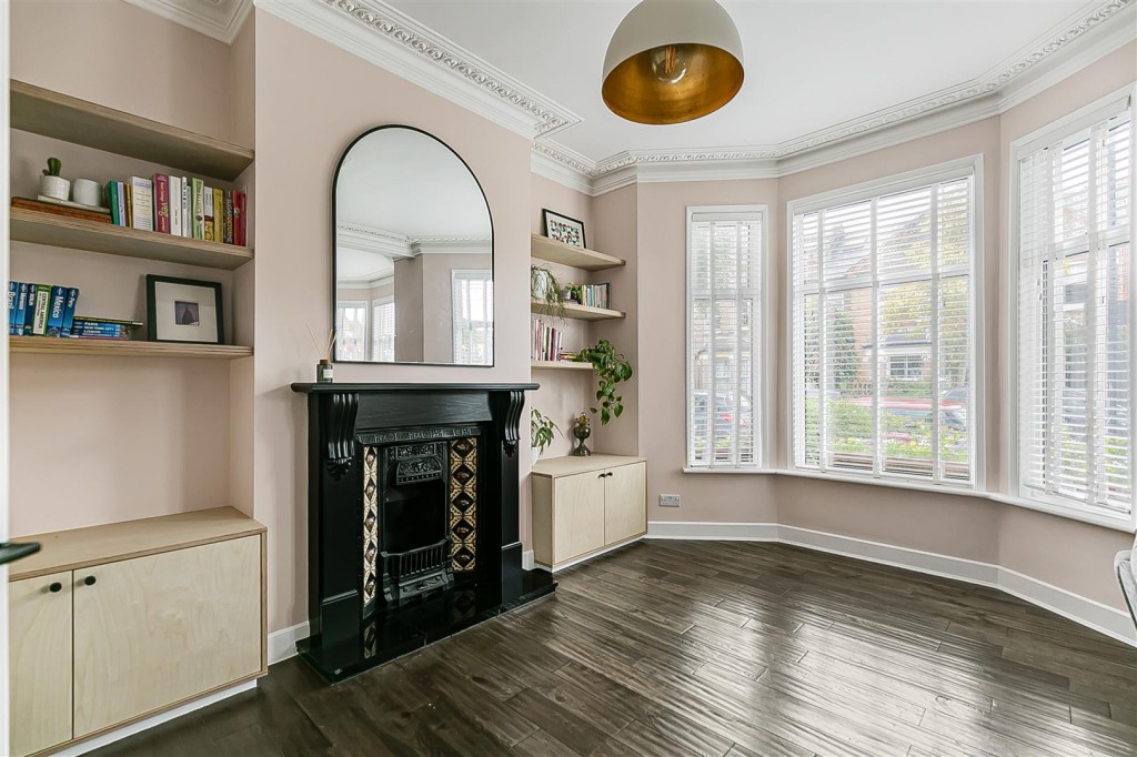 Barrett Road, Walthamstow, London, E17