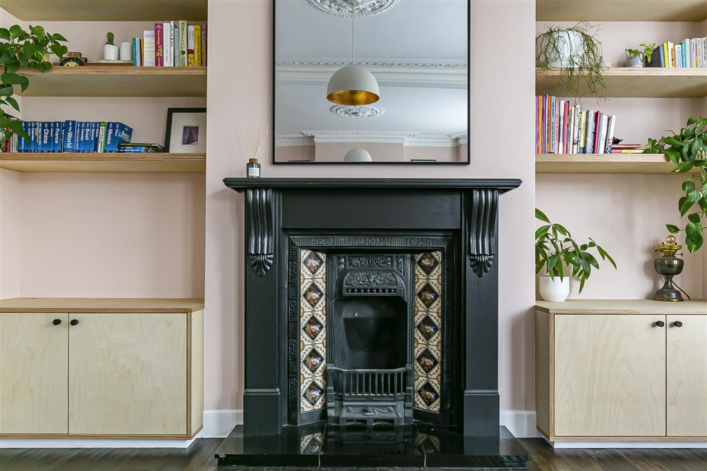 Barrett Road, Walthamstow, London, E17