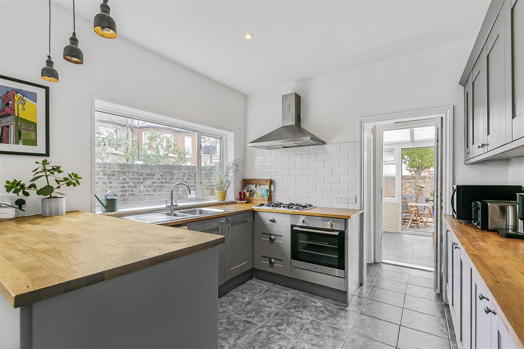 Barrett Road, Walthamstow, London, E17