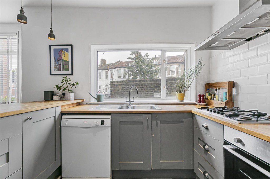 Barrett Road, Walthamstow, London, E17