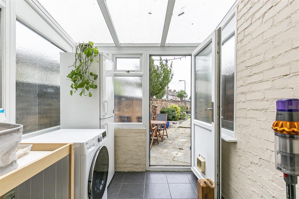 Barrett Road, Walthamstow, London, E17