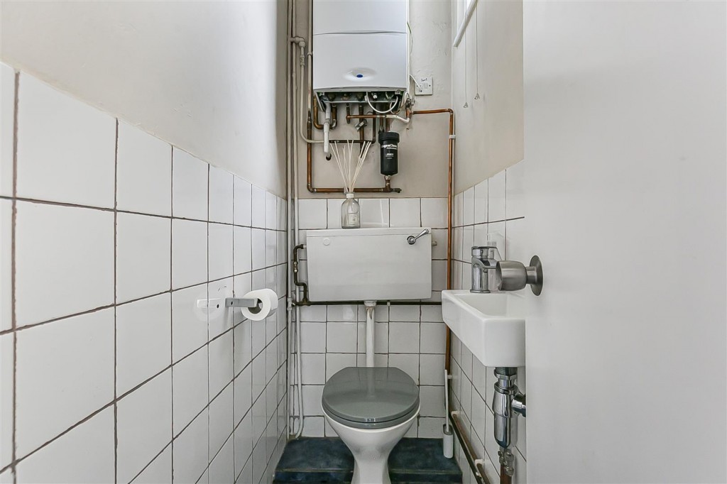 Barrett Road, Walthamstow, London, E17