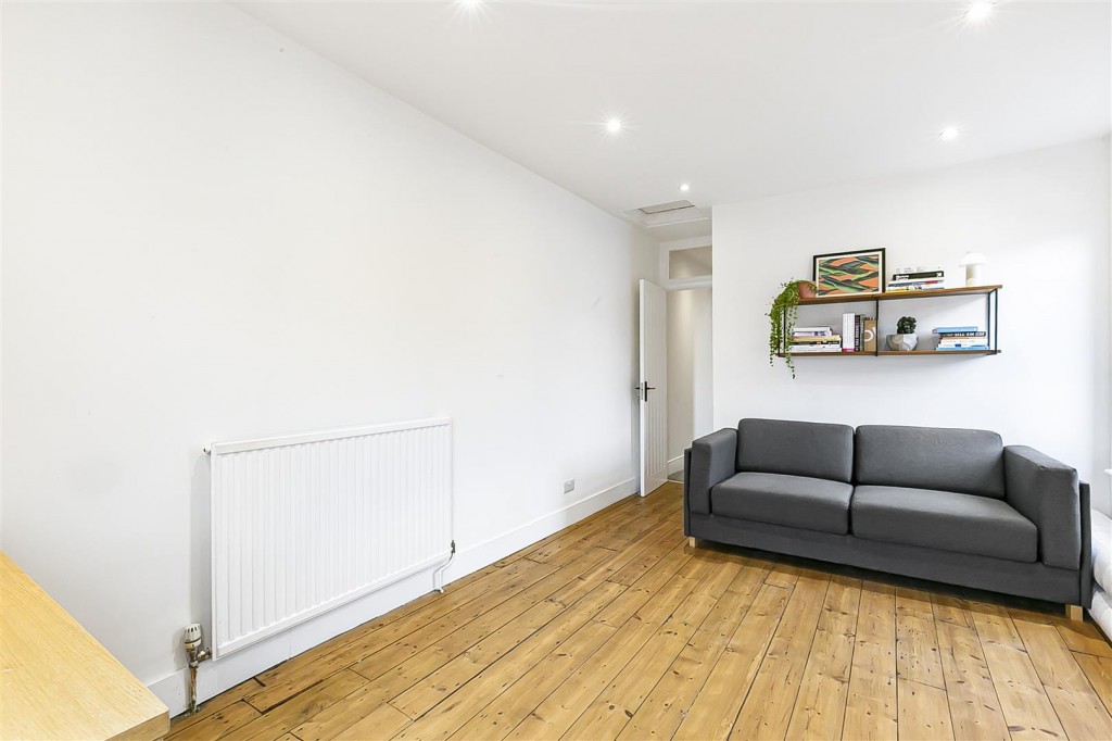 Barrett Road, Walthamstow, London, E17