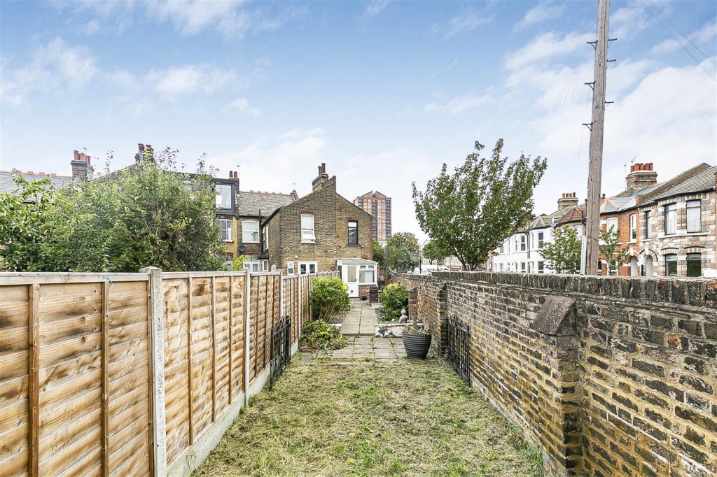 Barrett Road, Walthamstow, London, E17