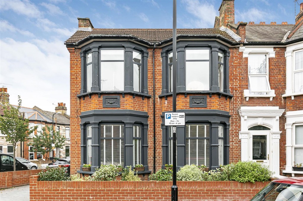 Barrett Road, Walthamstow, London, E17