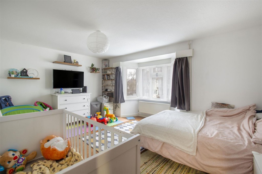 Brookfield Avenue, Walthamstow, London, E17