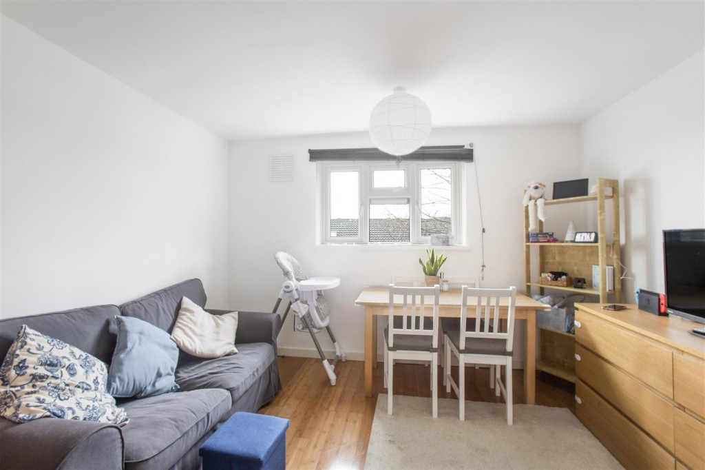Brookfield Avenue, Walthamstow, London, E17