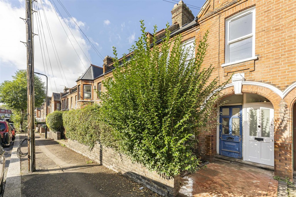 Theydon Street, Walthamstow, London, E17