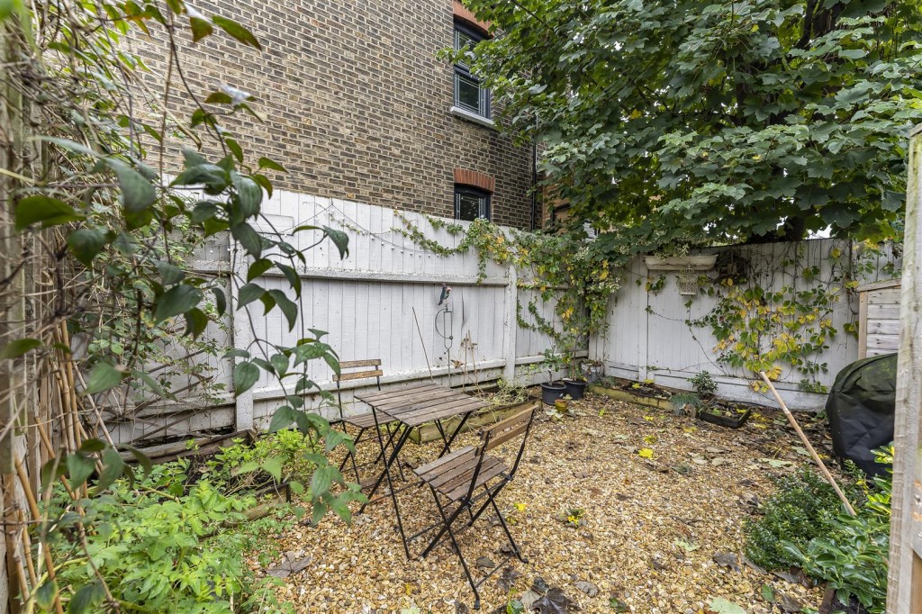 Warner Road, Walthamstow, London, E17