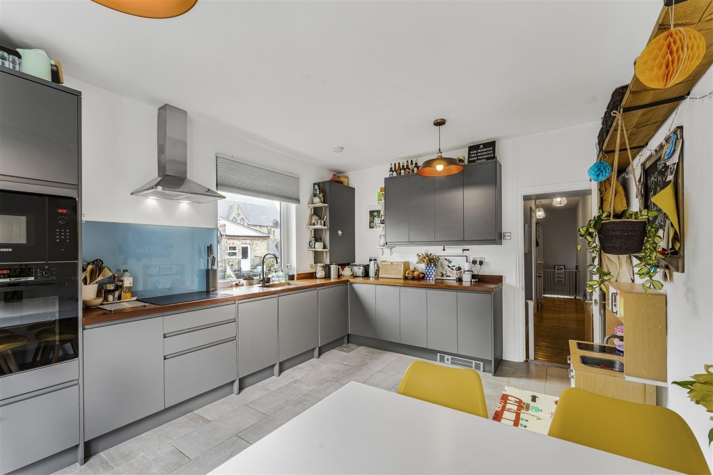 Warner Road, Walthamstow, London, E17