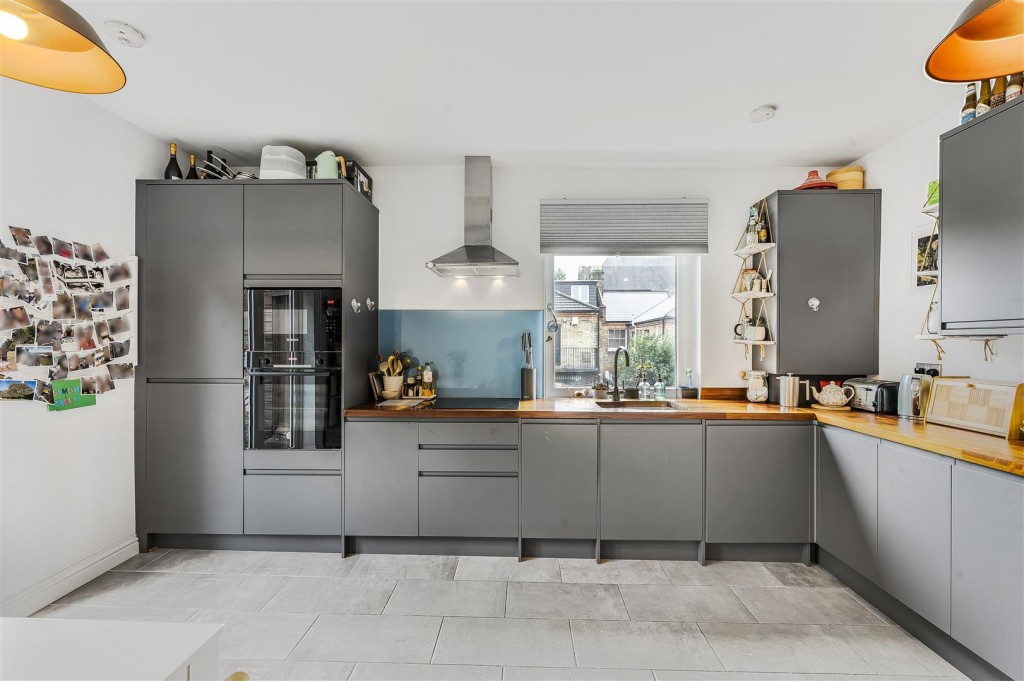 Warner Road, Walthamstow, London, E17