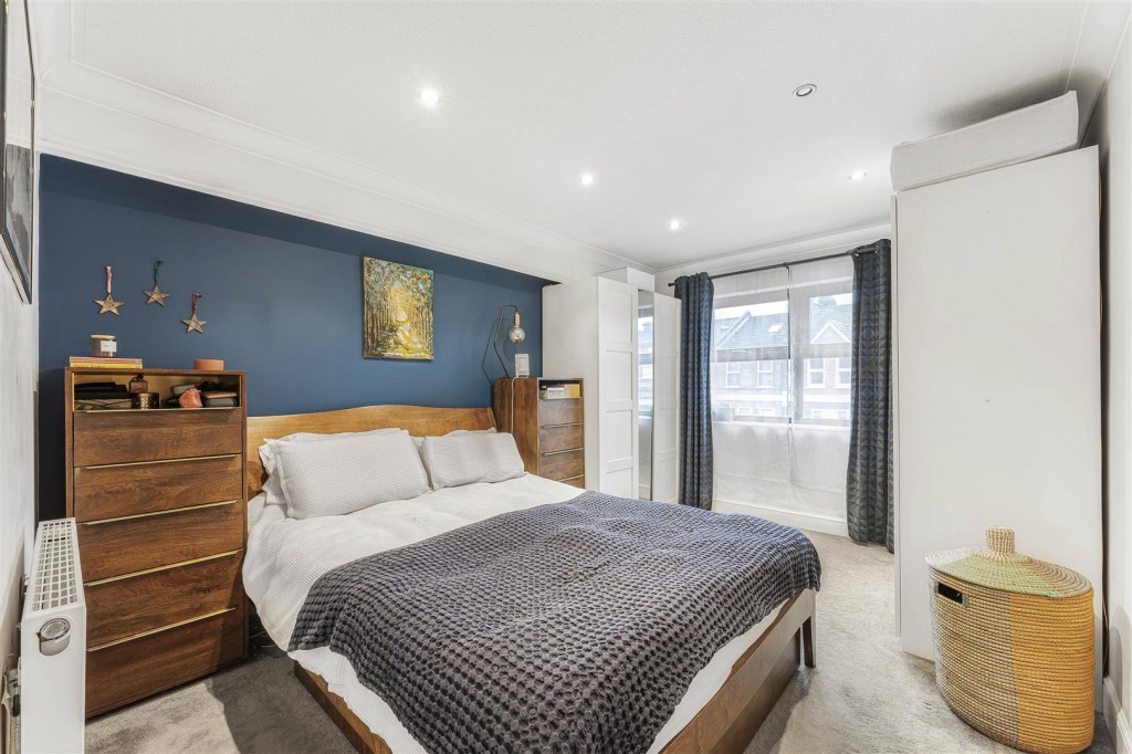 Coppermill Lane, Walthamstow, London, E17