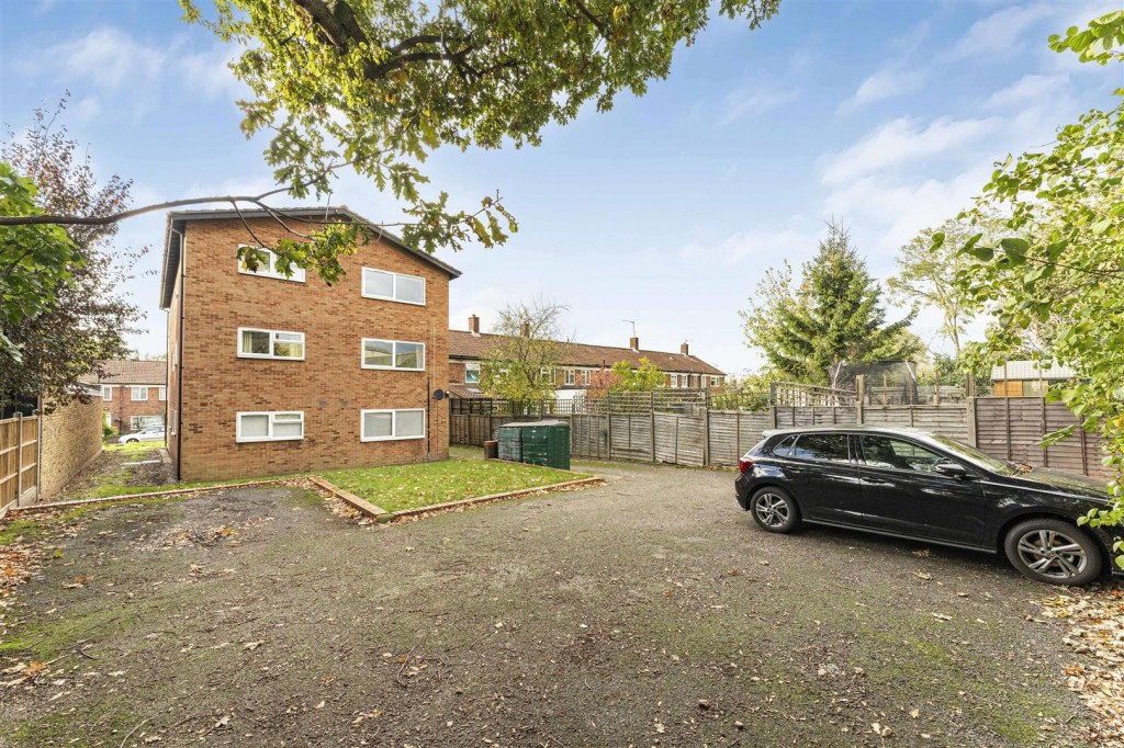 West Avenue, Walthamstow, London, E17