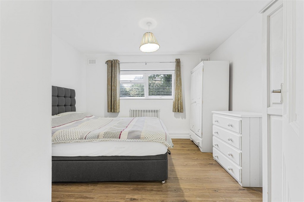 West Avenue, Walthamstow, London, E17