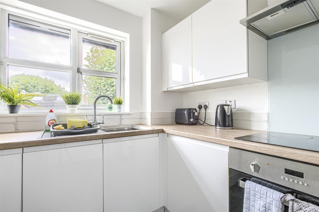 Read Court, Gandhi Close, Walthamstow, London, E17