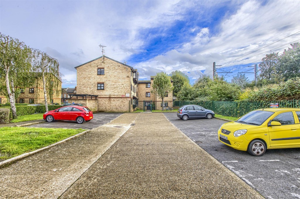 Read Court, Gandhi Close, Walthamstow, London, E17