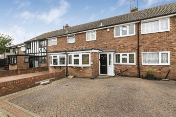 Cardinal Way, Rainham, Essex, RM13