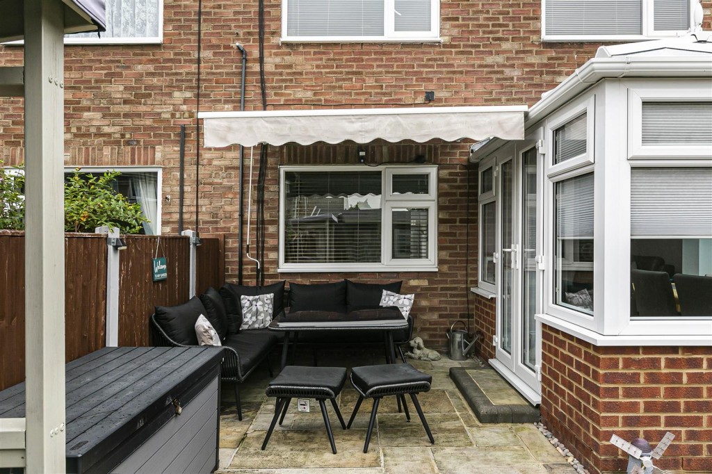 Cardinal Way, Rainham, Essex, RM13