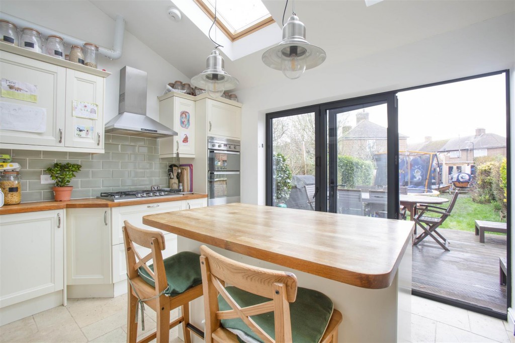St. John's Road, Walthamstow, London, E17
