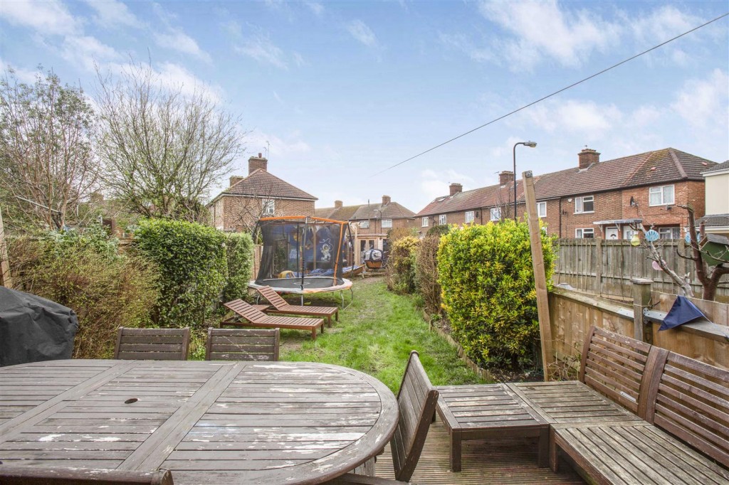 St. John's Road, Walthamstow, London, E17