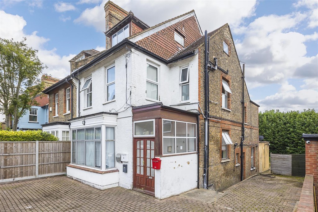 Grove Road, Walthamstow, London, E17