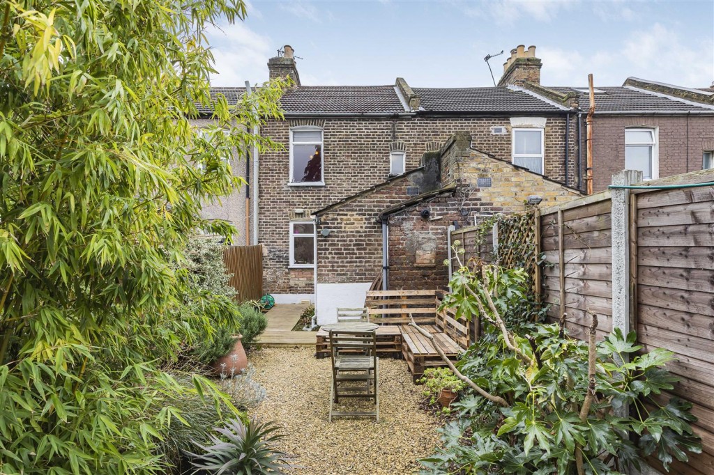 Oakdale Road, Leytonstone, London, E11