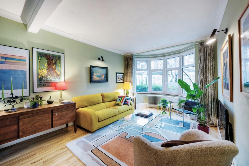 Pearcroft Road, Leytonstone, London, E11
